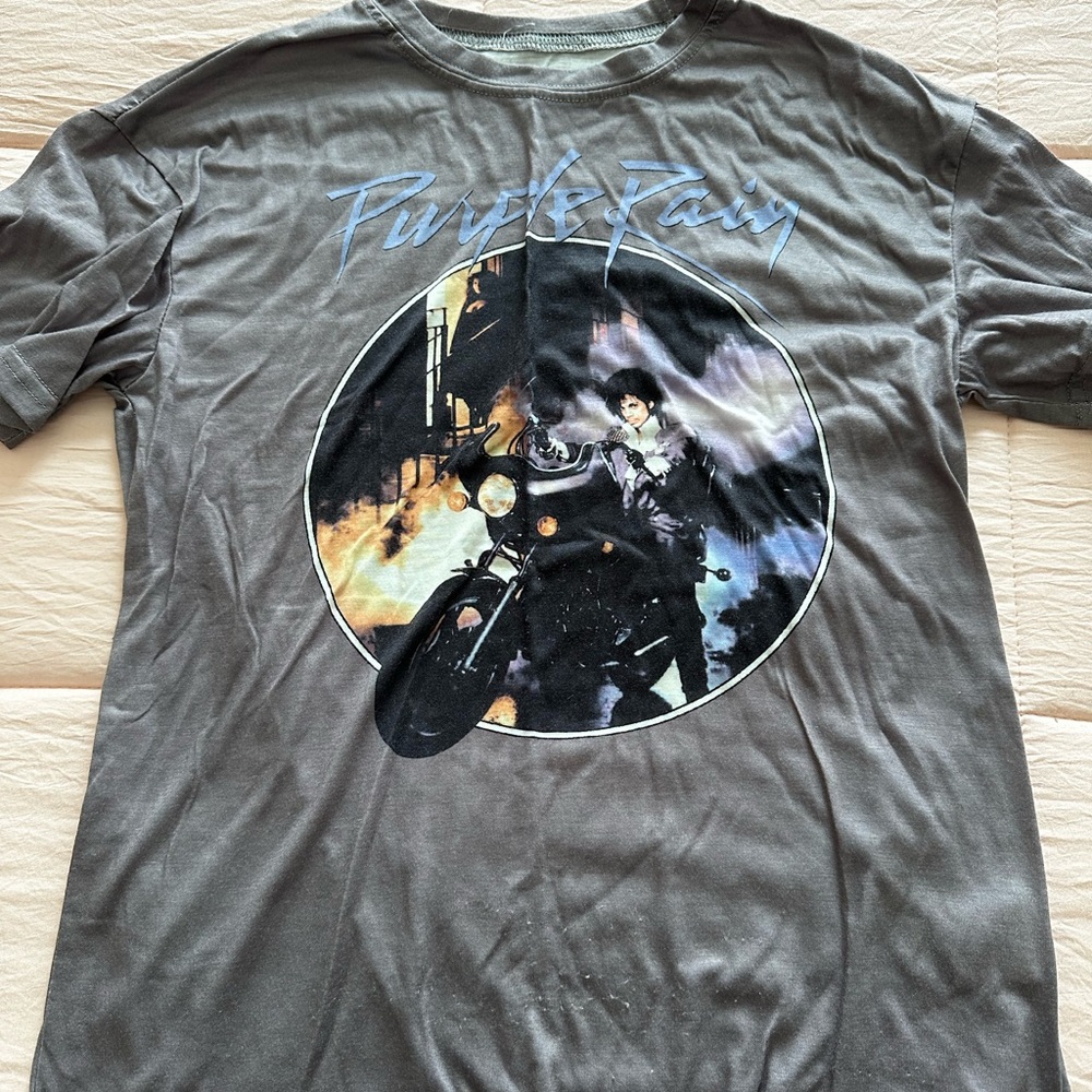 Purple rain graphic tee